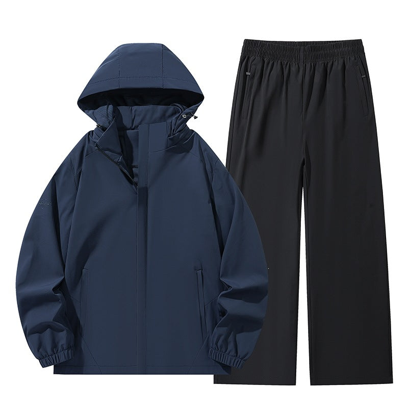 Herren Zweiteiliges wasserabweisendes Outdoor-Set mit Kapuzen-Softshelljacke und Relaxed-Freizeithose Echoarchiv