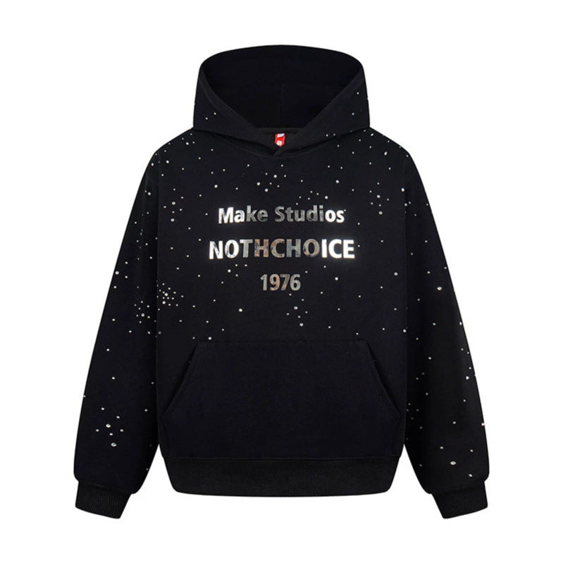 Damen Kapuzenpullover mit Statement-Print Metallic-Lettering und Paint-Splatter-Optik Echoarchiv