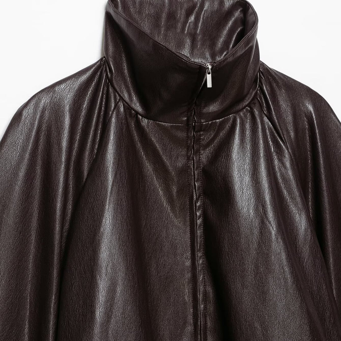 Damen Oversize Jacke im Lederlook mit hohem Funnelkragen, Raglanärmeln und Tunnelzugsaum Echoarchiv