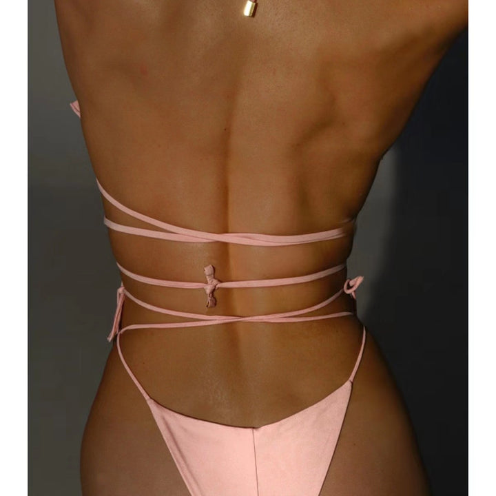 Damen Bikini mit floralen Verzierungen Echo Archiv