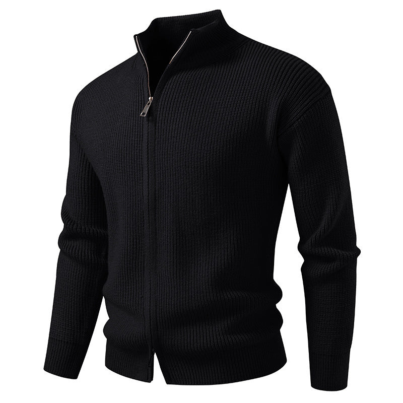 Herren Strickjacke mit hohem Kragen und innovativem Reißverschluss Echoarchiv