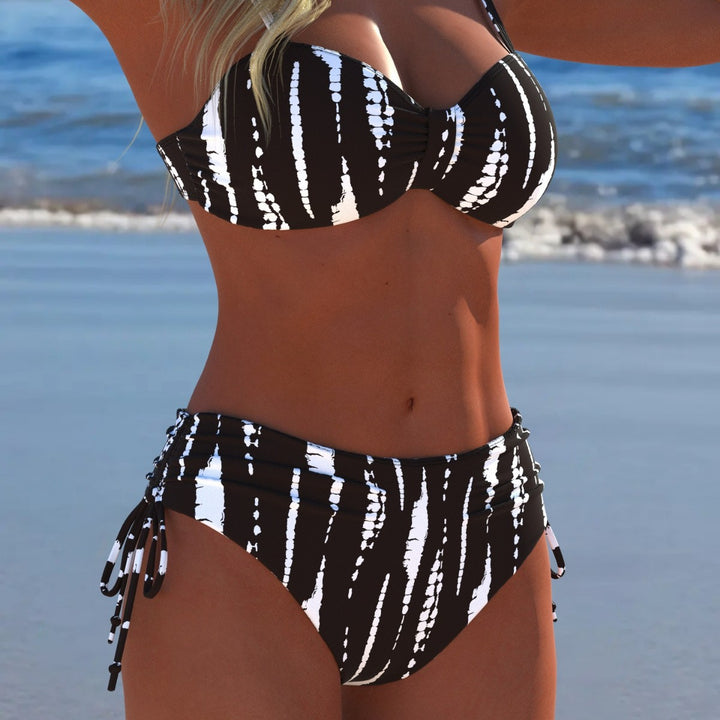 Damen Bikini mit gepolstertem Balconette-Oberteil und dekorativem Rüschen-Detail Echo Archiv