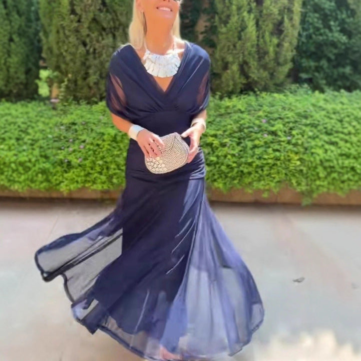 Damen nan elegantes bodenlanges Abendkleid mit drapierter Schulterpartie und luftiger Chiffon-Rock Echo Archiv