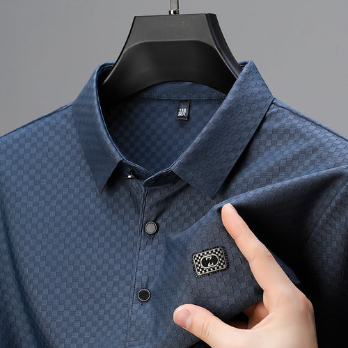 Herren elegantes Poloshirt mit strukturierter Oberfläche und praktischen Details Echoarchiv