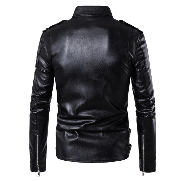Herren Bikerjacke aus hochwertigem Leder mit asymmetrischem Reißverschluss und dekorativen Schnallen Echoarchiv