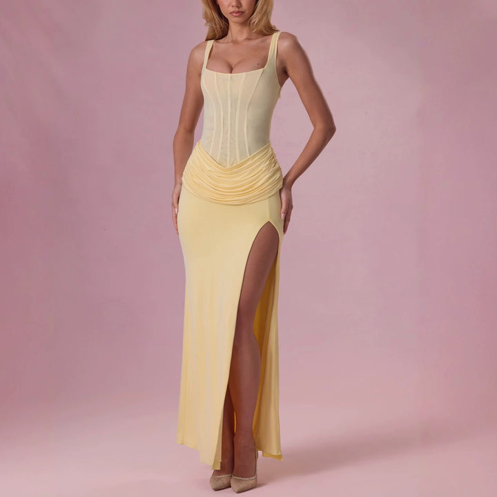 Damen Charmantes Maxikleid mit strukturierter Corsage und hohem Schlitz Echo Archiv