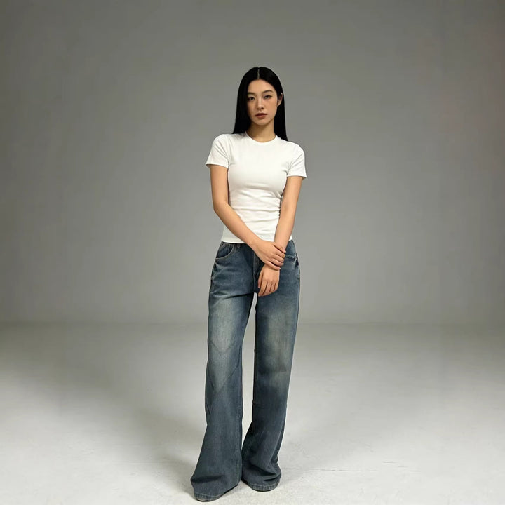 Damen weite High-Waist Jeans mit lässigem Schnitt und individuellen Waschungen Echo Archiv
