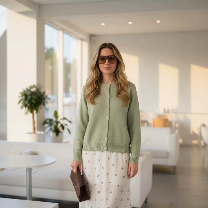 Damen Feinstrick-Cardigan mit Rundhals, durchgehender Knopfleiste & Rippbündchen Echoarchiv