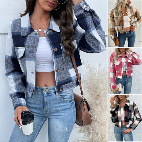 Damen Kurz geschnittene karierte Overshirt‑Jacke mit Brustklappen und Holzknöpfen Echoarchiv
