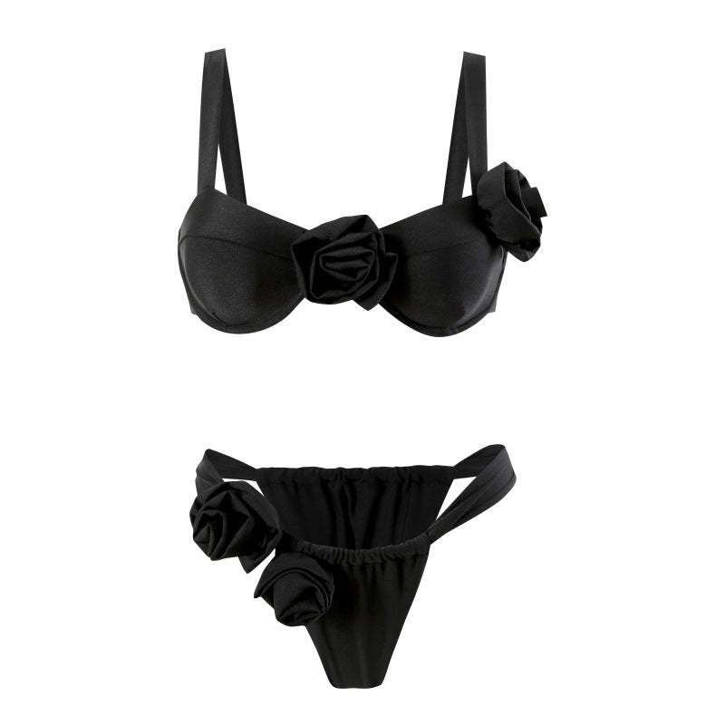 Damen Bikini-Set mit modischen Rosen-Applikationen und komfortablem Schnitt Echo Archiv