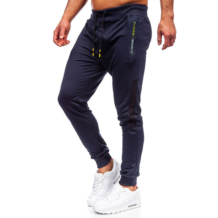 Herren Sportliche Jogginghose mit atmungsaktivem Material und funktionalen Taschen Echoarchiv