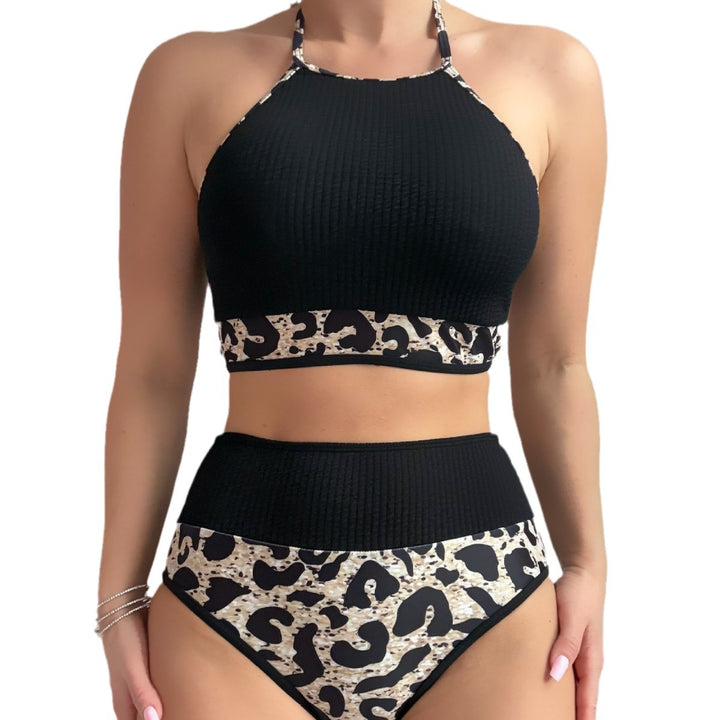 Damen Hochtailliertes Bikini-Set mit sportlichem Oberteil und animalischem Muster Echo Archiv