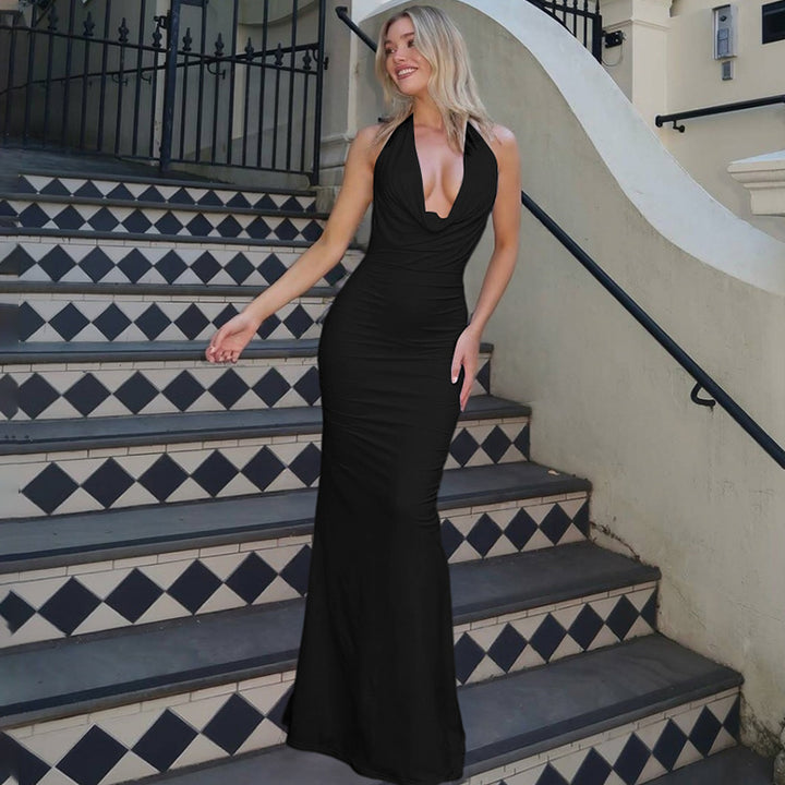 Damen Elegantes Longdress mit tiefem V-Ausschnitt und figurbetontem Schnitt Echo Archiv