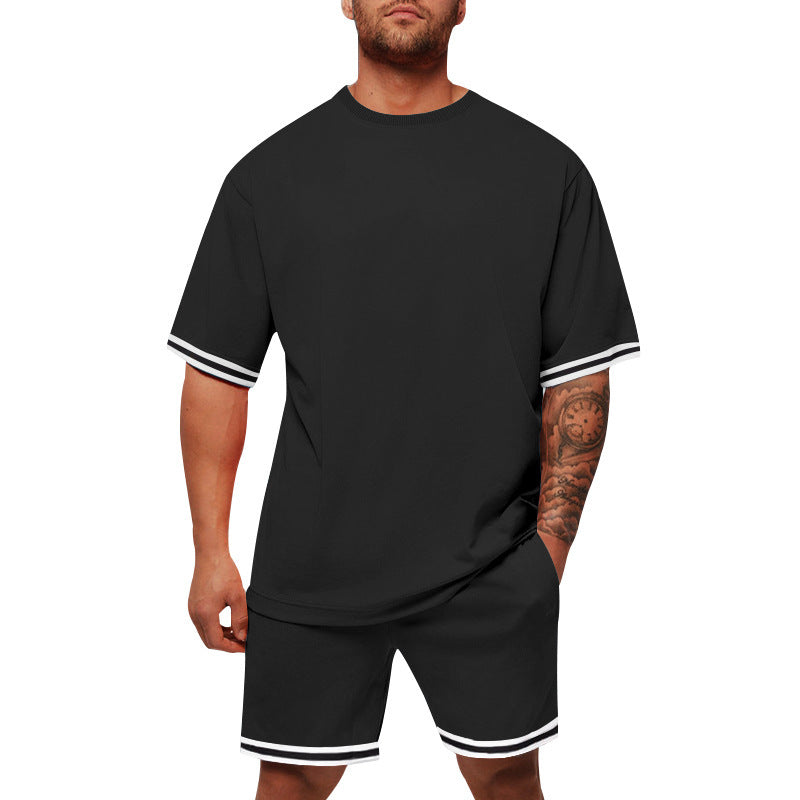 Herren Freizeit-Set mit gestricktem Oberteil und Shorts Echoarchiv