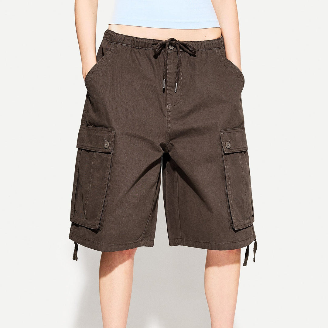 Damen Cargo-Shorts mit elastischem Bund und praktischen Seitentaschen Echoarchiv