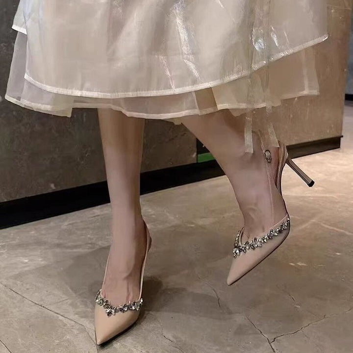 Damen Slingback‑Pumps mit spitzer Zehenform, verstellbarem Fersenriemen und Kristallbesatz – Lioré