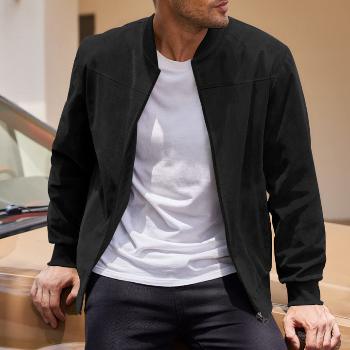 Herren modische Bomberjacke aus weichem Material Echoarchiv