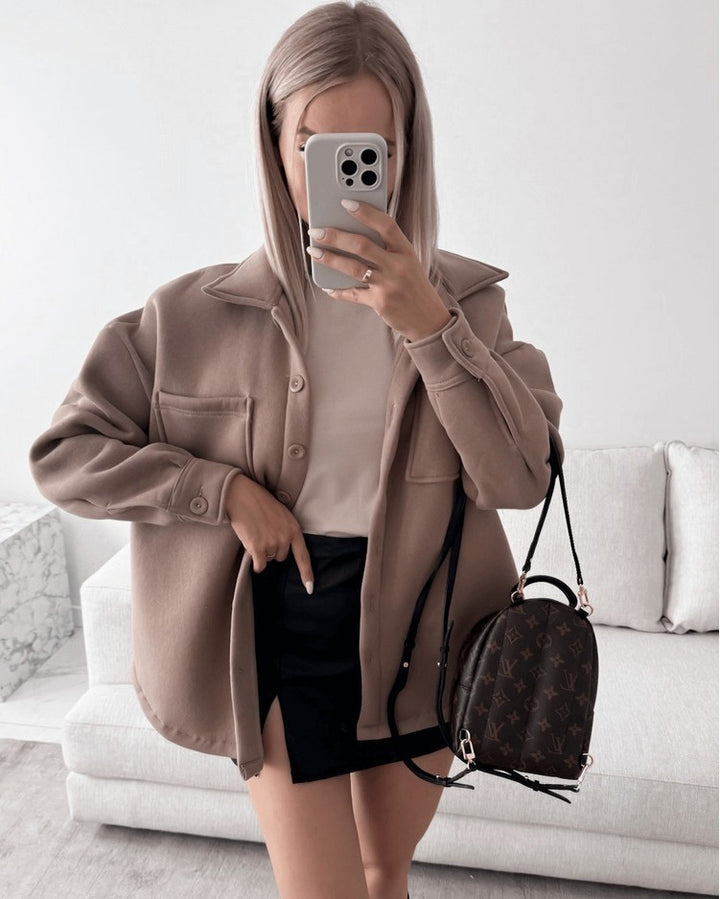 Damen Oversized Hemdjacke Shacket aus weichem Wollmix mit aufgesetzten Brusttaschen Echoarchiv