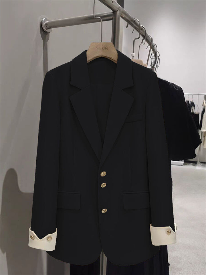 Damen Eleganter Blazer mit goldenen Knopfdetails Echo Archiv
