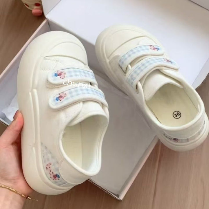 Damen Sneaker mit praktischem Klettverschluss und floralem Design Echo Archiv