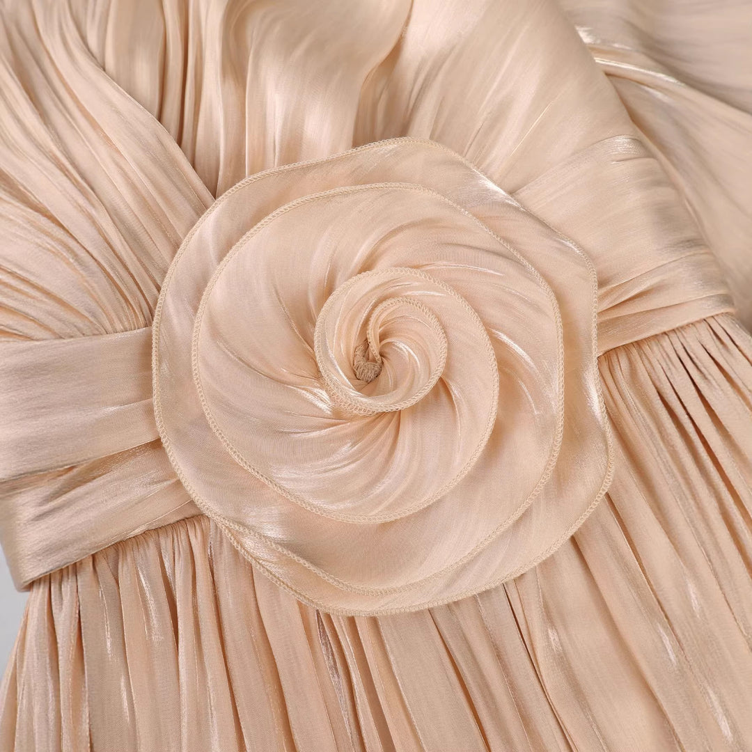 Damen Fließendes Maxi-Kleid mit eleganten Volantärmeln und Taillengürtel Echo Archiv