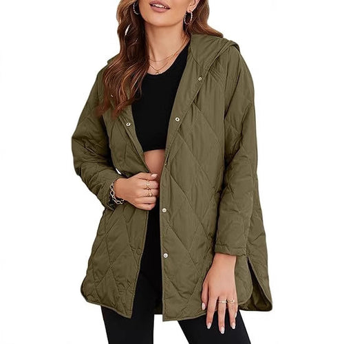 Damen gesteppte Kapuzenjacke mit Oversize-Schnitt, Druckknopfverschluss und Seitenschlitzen Echo Archiv