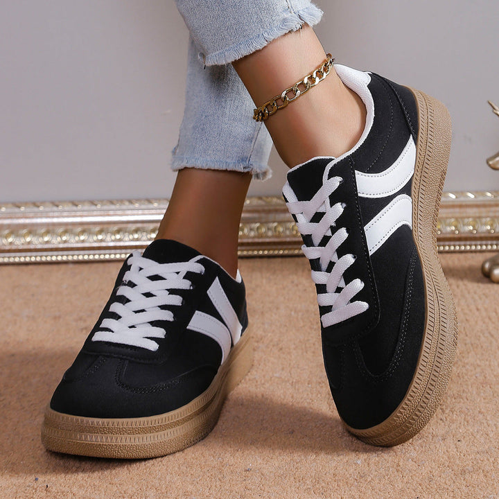 Damen Sportliche Sneakers mit anatomischer Dämpfung und klassischem Design Echo Archiv