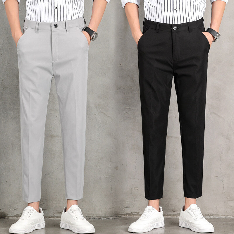 Herren moderneChinohose mit slim fit Schnitt und praktischen Seitentaschen Echoarchiv