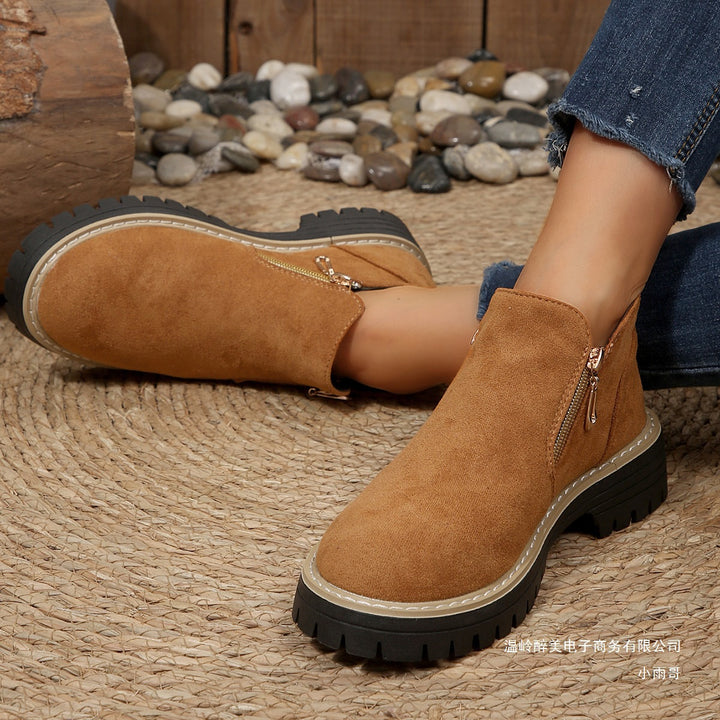 Damen Ankle-Boots mit Profilsohle, seitlichem Reißverschluss und gepolstertem Komfortschaft – Varelle