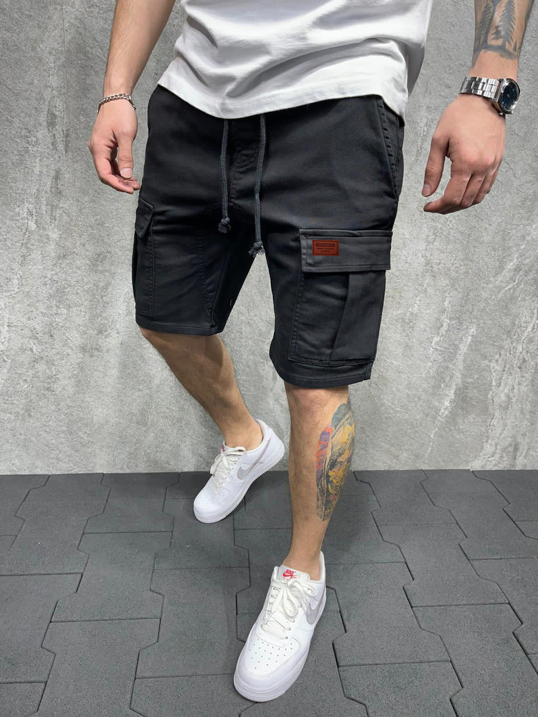 Herren Cargo-Shorts mit praktischen Seitentaschen und verstellbarem Gummizug Echoarchiv