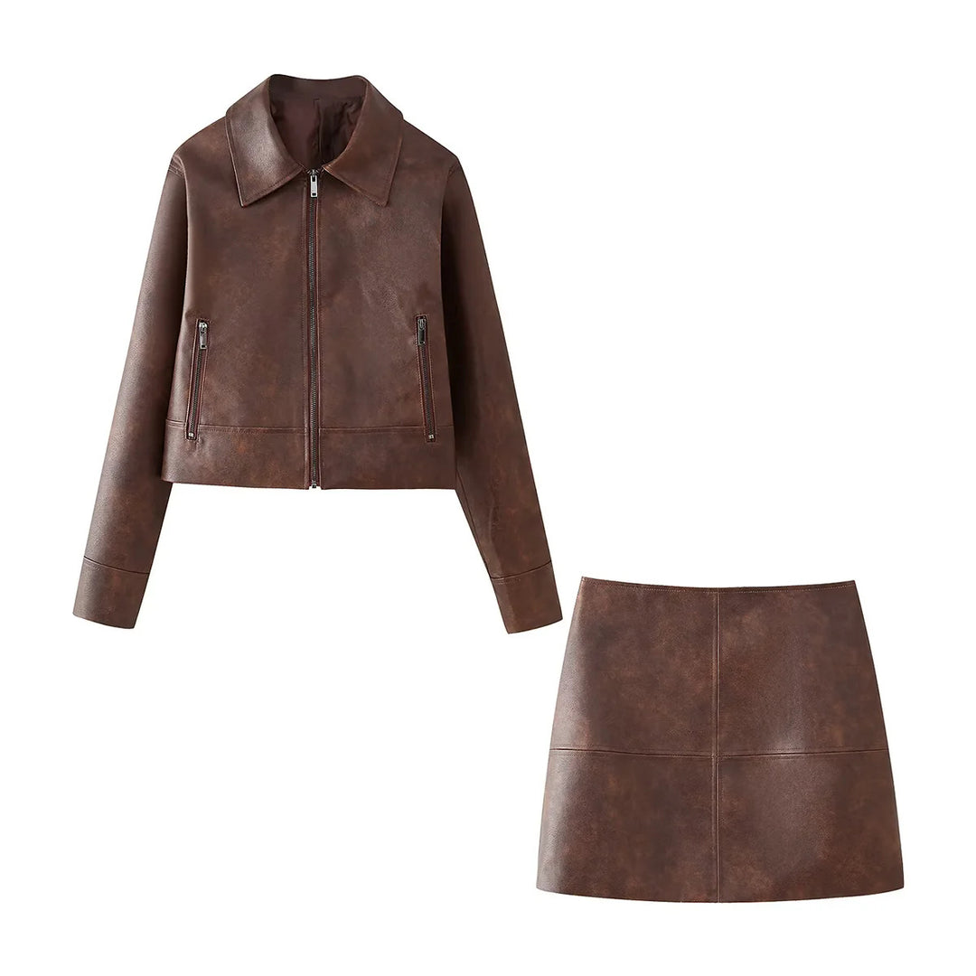 Damen kurz geschnittene Lederimitat-Jacke mit Reißverschluss, spitzem Kragen und Reißverschlusstaschen – Célinea