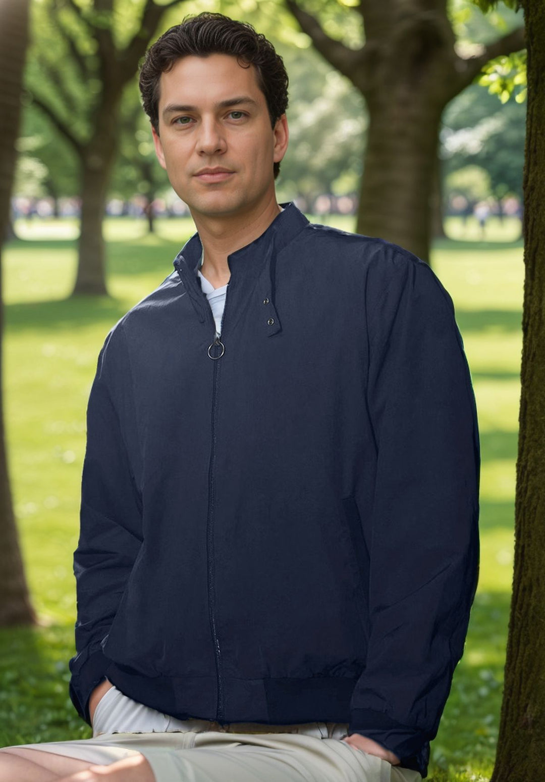 Herren leichte Übergangsjacke mit hochgeschlossenem Kragen und seitlichen Taschen Echoarchiv