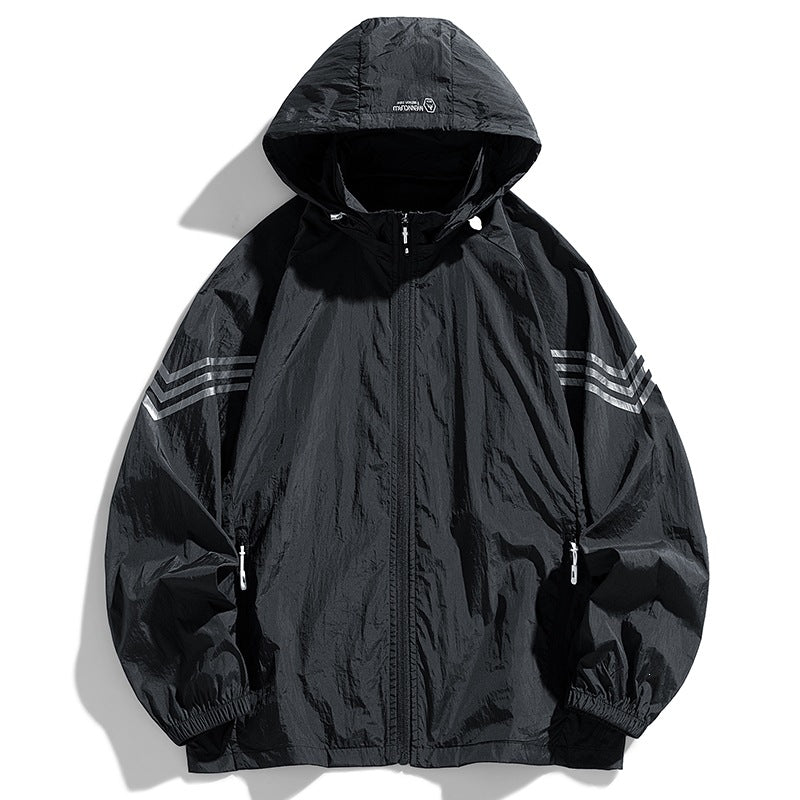 Herren Leichte Windbreakerjacke mit Kapuze und praktischen Taschen Echo Archiv