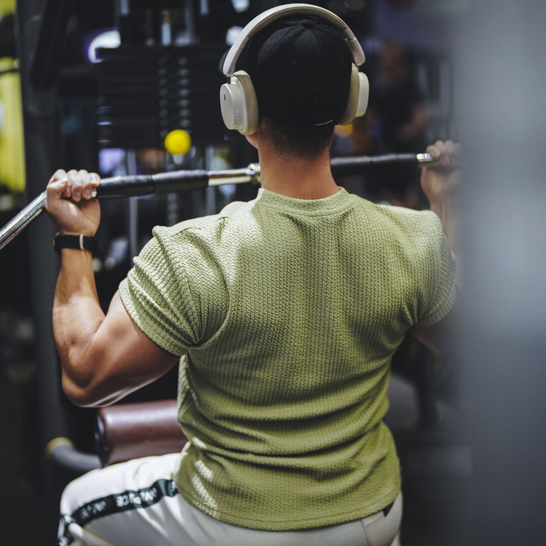 Herren Fitnessshirt mit strukturiertem Gewebe Echoarchiv