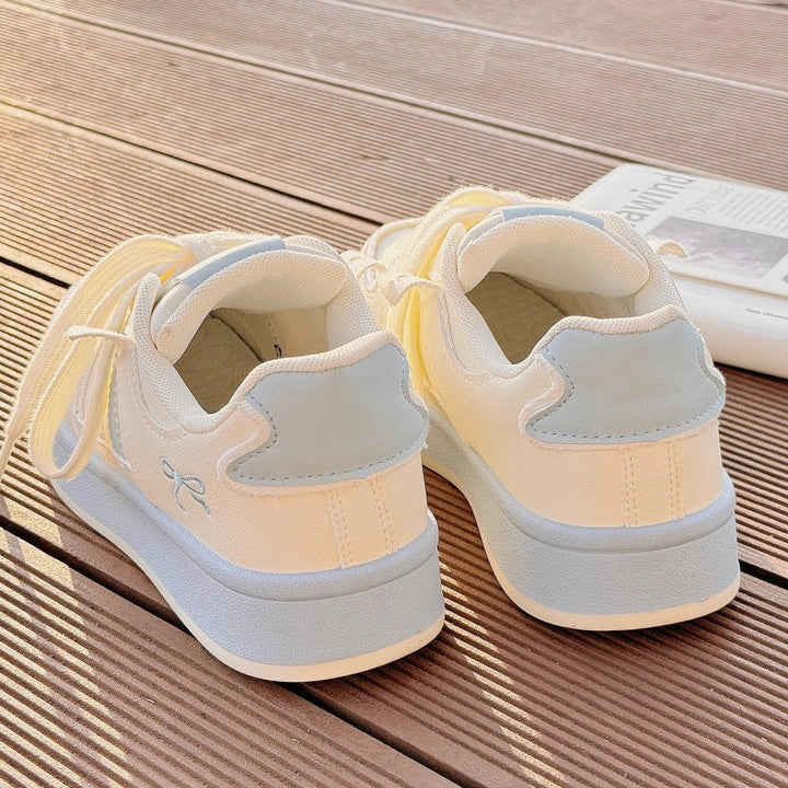 Damen Sportliche Sneakers mit modernen Akzenten und komfortabler Dämpfung Echo Archiv