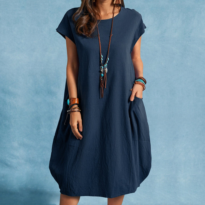 Damen lässiges Freizeitkleid mit seitlichen Taschen und Rundhalsausschnitt Echo Archiv