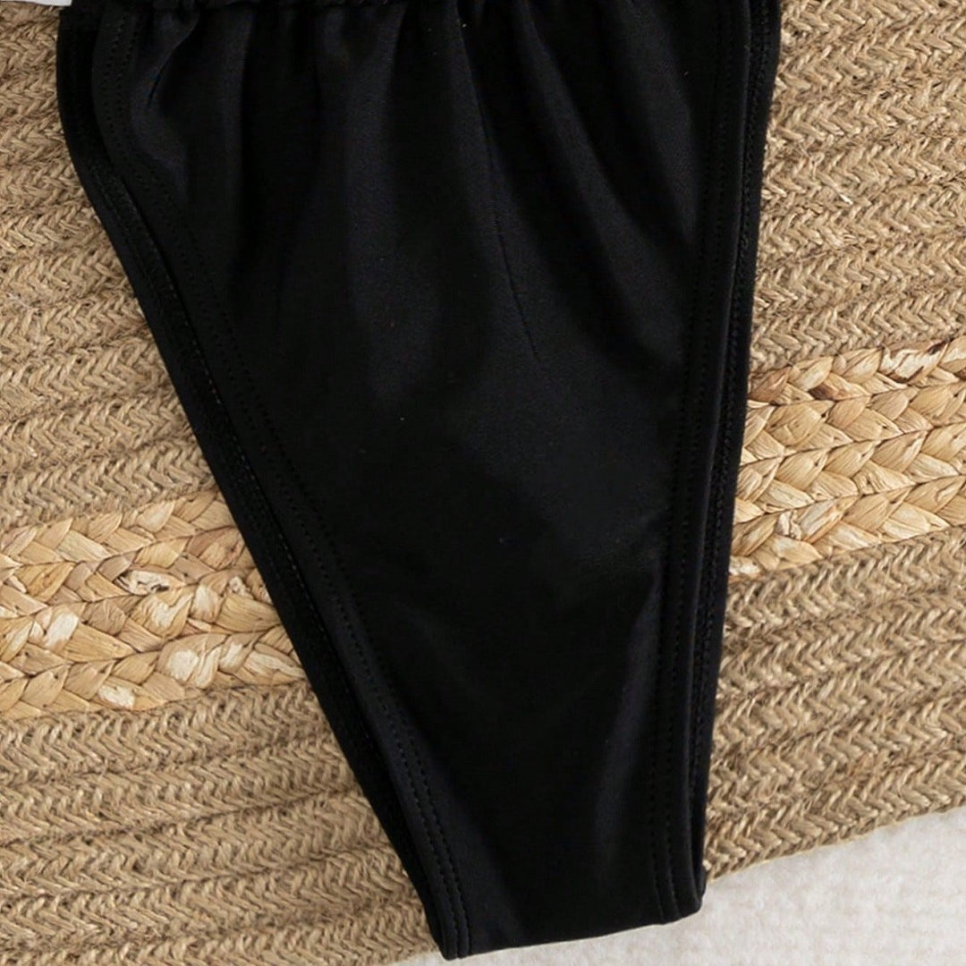 Damen Triangel-Bikini mit verstellbaren Trägern und femininem Bindedetail Echo Archiv