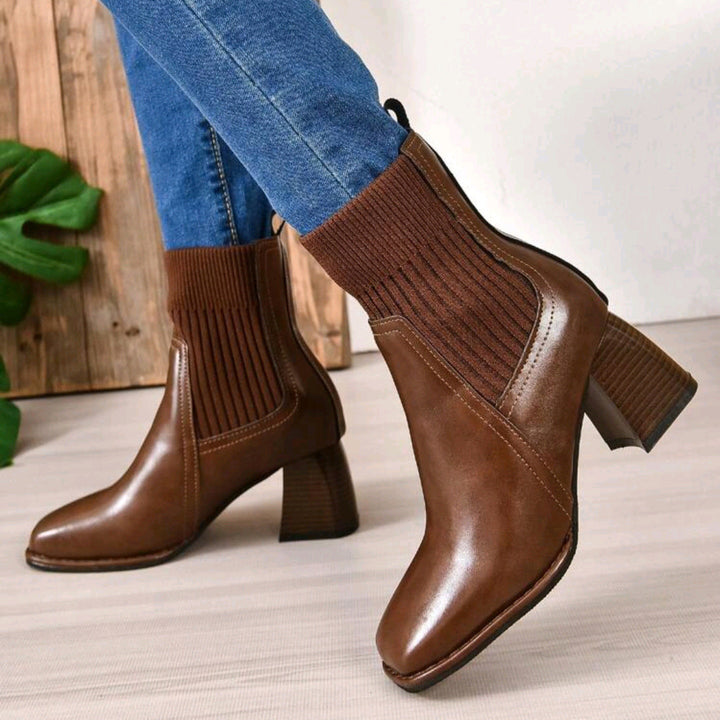 Damen Elegante Blockabsatz Stiefeletten mit Strickschaft Echo Archiv