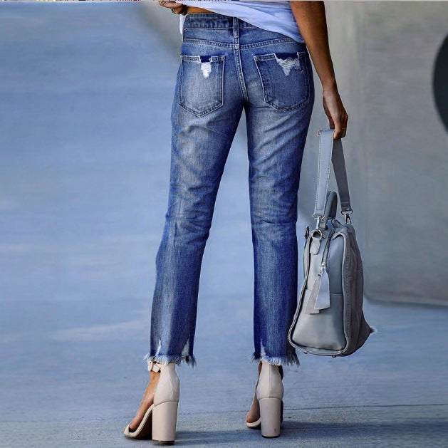 Damen knöchellange gerade geschnittene Destroyed-Jeans mit hoher Taille und ausgefranstem Saum Echo Archiv