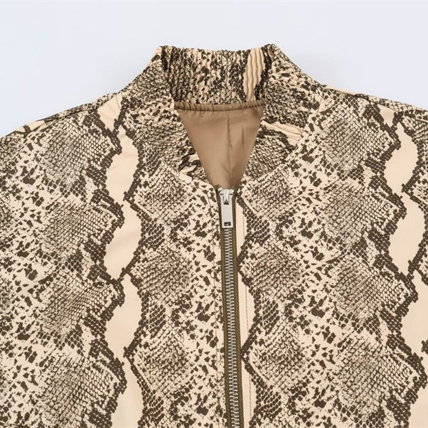 Damen Oversize-Bomberjacke mit Schlangenprint und elastischem Saum Echo Archiv