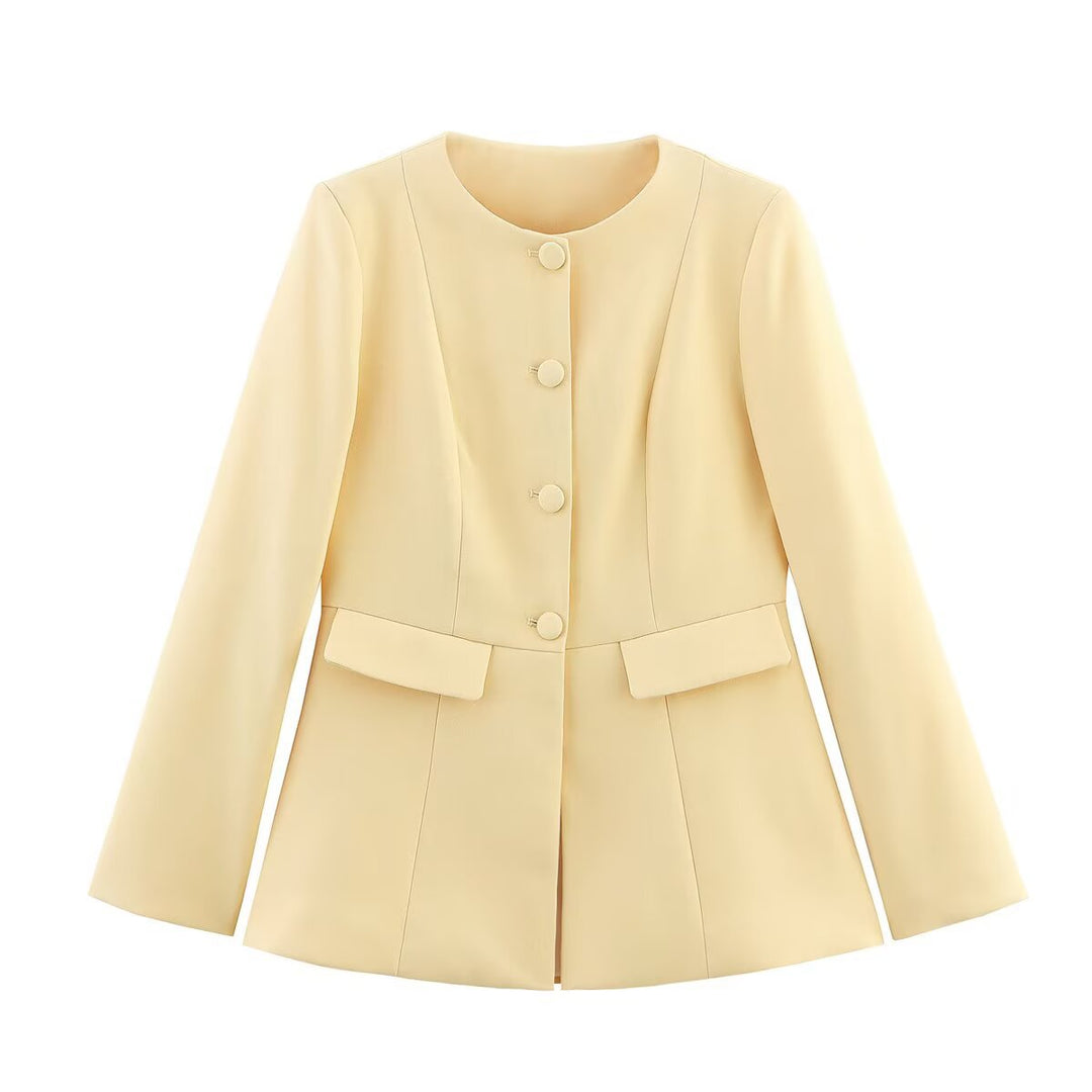 Damen nan taillierter knopfblazer mit Rundhalsausschnitt und angedeuteten Pattentaschen Echo Archiv