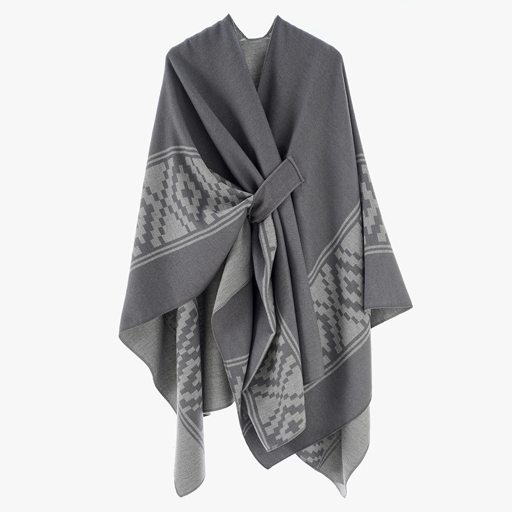 Damen Jacquard‑Ruana mit Bindegürtel und geometrischem Muster – Avérine