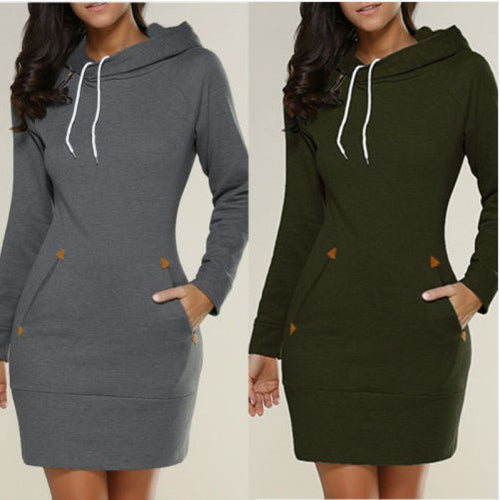 Damen Kapuzenkleid aus Sweat mit Kängurutaschen und taillierter Passform – Avérine