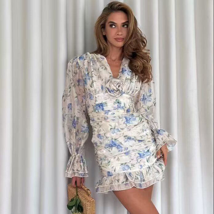 Damen Wickel‑Minikleid mit tiefem V‑Ausschnitt, Rüschenkante und geraffter Taille Echoarchiv