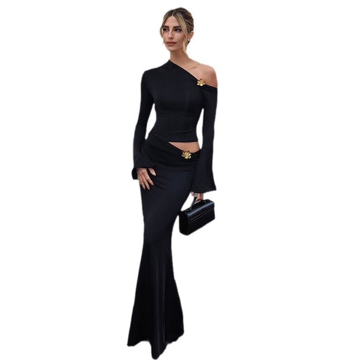 Damen Elegantes Maxikleid mit asymmetrischem Ausschnitt und langen Flügelärmeln Echo Archiv