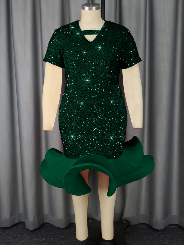 Damen glamouröses Abendkleid mit schimmernden Pailletten und voluminösem Saum Echo Archiv