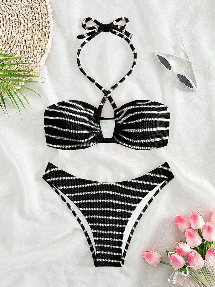 Damen zweiteiliger Bikini mit geflochtenem Oberteil und hohem Beinausschnitt Echo Archiv