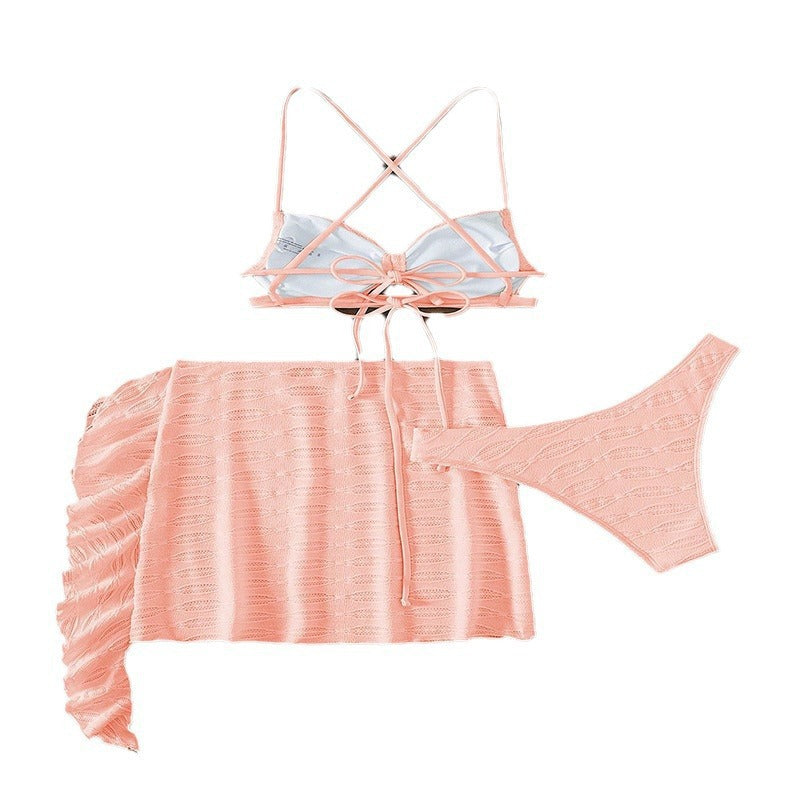 Damen Bikini-Set mit trägerlosem Oberteil, hohem Beinausschnitt und fließendem Rock Echo Archiv