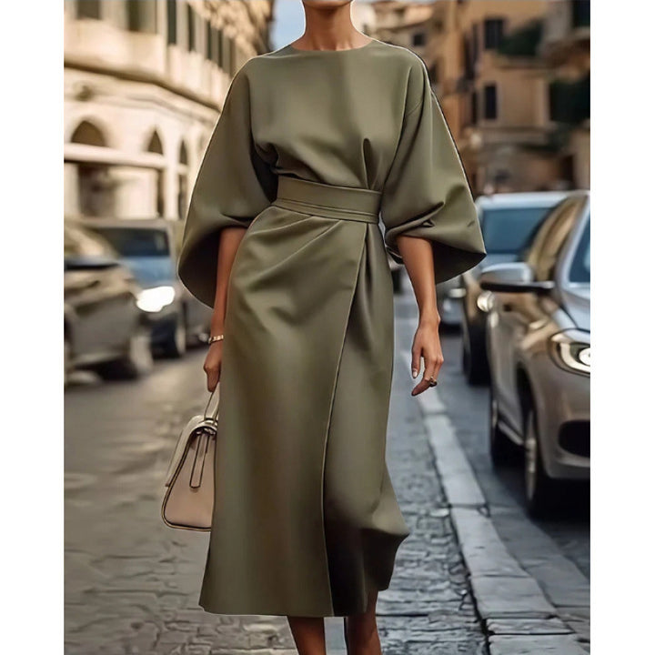 Damen Elegantes Midikleid mit weitem Kimonoärmel und tailliertem Wickelbund Echo Archiv