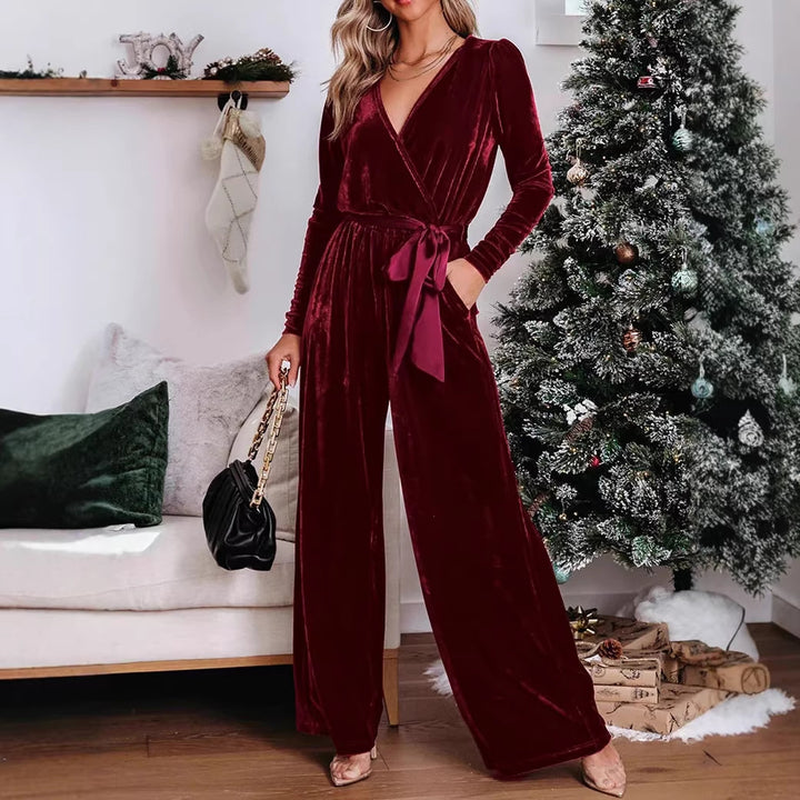 Damen Samt‑Jumpsuit mit Wickel‑V‑Ausschnitt, weitem Bein und Taillengürtel – Solévia